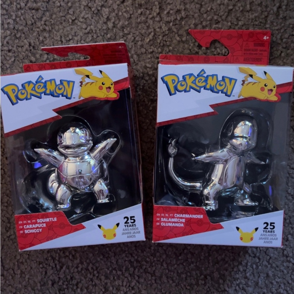 Pokémon Statues